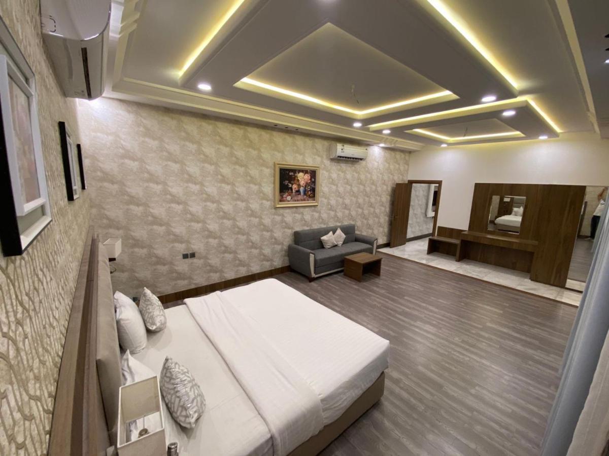 الروض للشقق المفروشه خاصة Maison d'hôtes *
